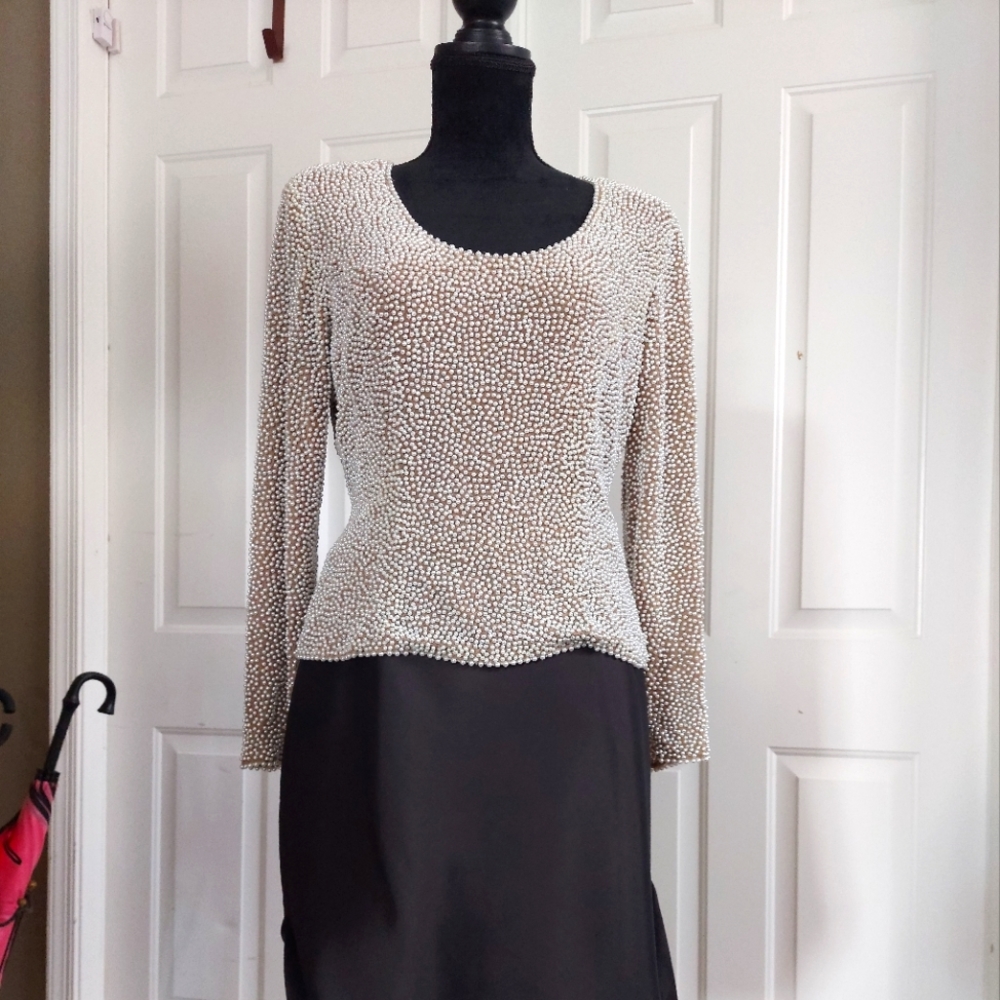 ♥️♥️Unique,extraordinary by Riazee Boutique Beaded "Pearls"Top  Size 6